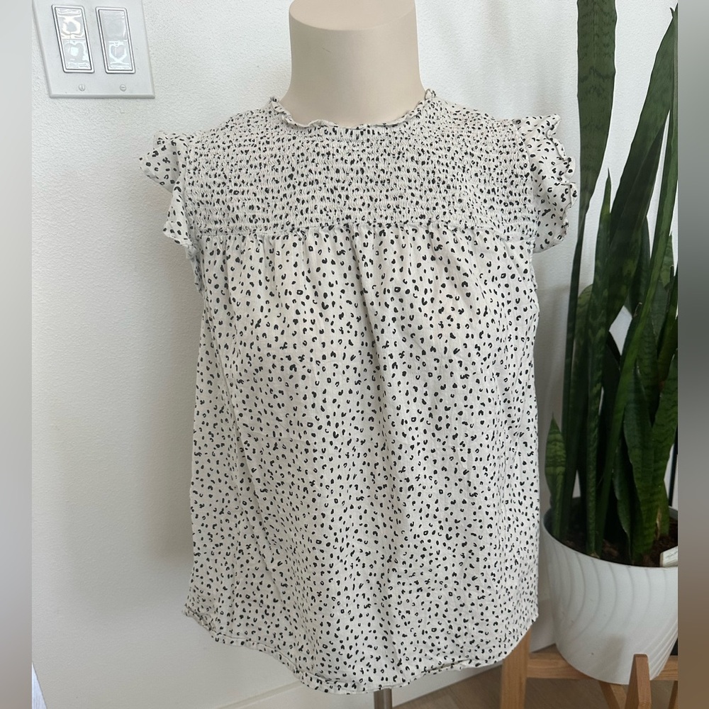 Old Navy White and Black Patterned Blouse